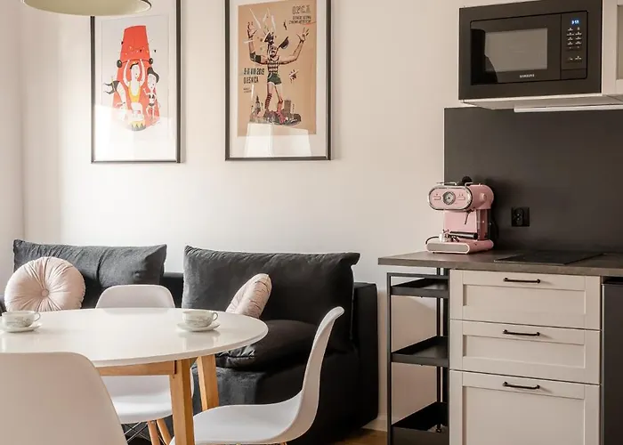 Rentplanet - Cybulskiego Ii Apartamento