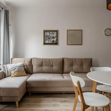 Rentplanet - Cybulskiego Ii