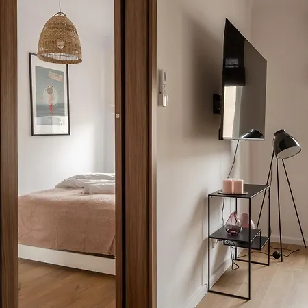 Apartment Rentplanet - Cybulskiego Ii