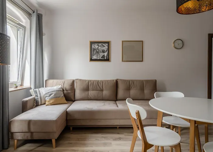 Rentplanet - Cybulskiego Ii