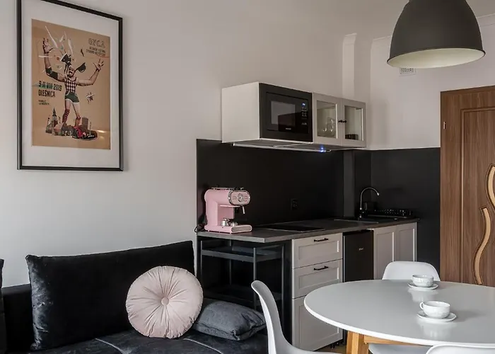 Rentplanet - Cybulskiego Ii Apartment *